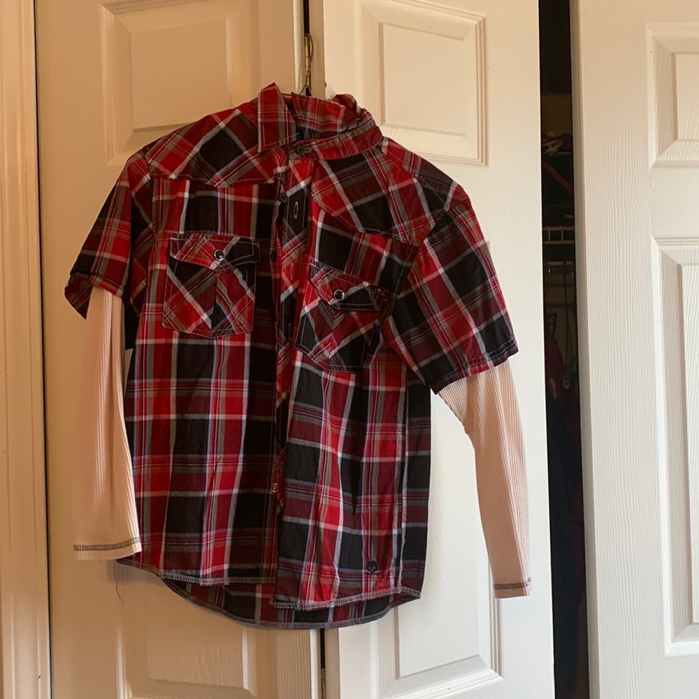Button up longsleeve shirt